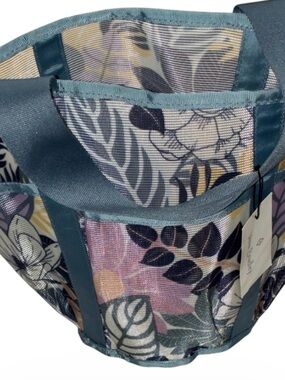 NWT Vera Bradley Hanging Caddy for Dorms, Home, Beach etc Palm Floral.